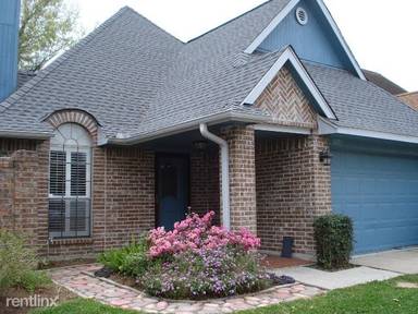 Main picture of 8923 Lawncliff Ln