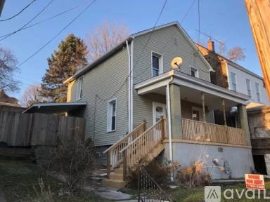 Main picture of 129 Good St