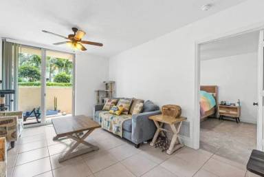 Main picture of 610 Clematis St Apartments