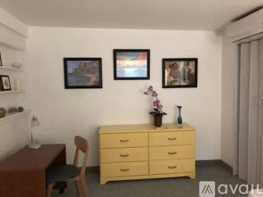 Main picture of 4 S Kalaheo Ave