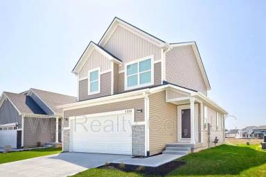 Main picture of 1214 NW Yorktown Dr
