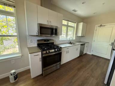 Main picture of 11 Alder St