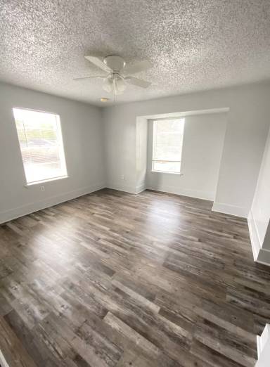 Main picture of 1005 Shilo Ave