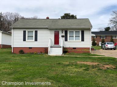 Main picture of 702 Meadowbrook Rd