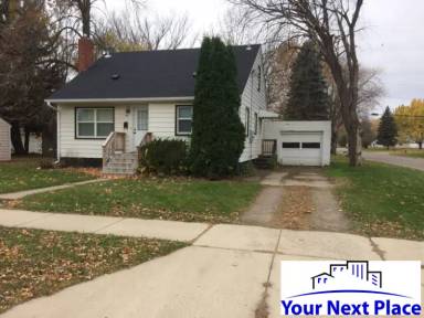 Main picture of 151 31st Ave N