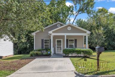 Main picture of 1109 Proctor St