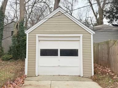 Main picture of 1209 S West Ave