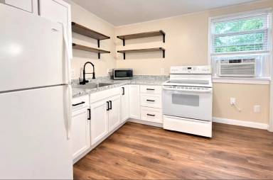 Main picture of 719 Burdick Ave
