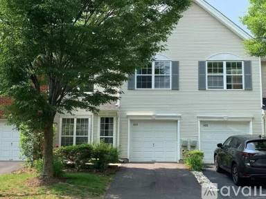 Main picture of 304 Harvest Ln