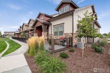 Main picture of 6366 Pumpkin Ridge Dr
