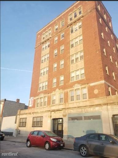 Main picture of 3004-3008 E Cheltenham Pl Apartments