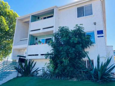 Main picture of 1626 Palo Alto St
