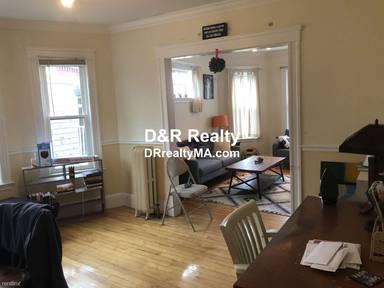 Main picture of 21 Lewis St
