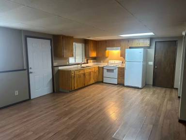 Main picture of 516 N Flora Rd