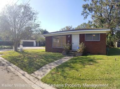 Main picture of 136 Parkside Dr