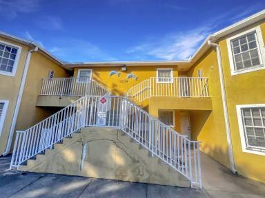Main picture of 1239 SE 8th St