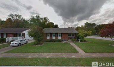 Main picture of 8840 Meadow Heights Rd