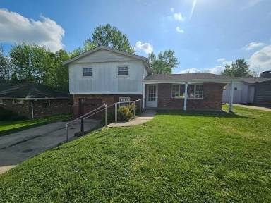 Main picture of 677 Peach Tree Ln
