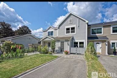 Main picture of 41C White Farm Rd