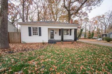 Main picture of 153 Pleasant Ridge Ave