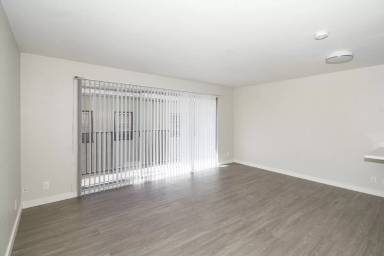 Main picture of 888 VERMONT Apartments