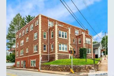 Main picture of 13 Newfound St