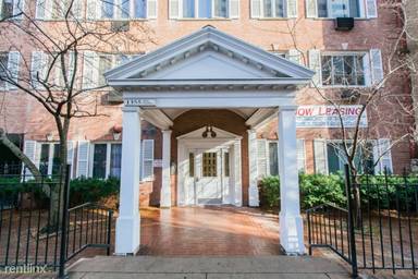 Main picture of 1355 N Dearborn St