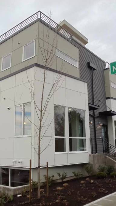 Main picture of 5553 Phinney Ave N