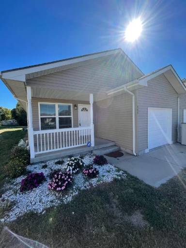 Main picture of 903 Jackalope Ct