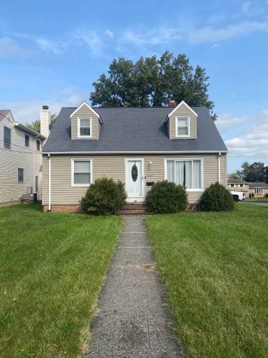 Main picture of 3520 Hilltop Dr