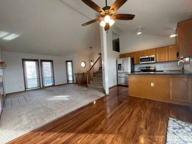 Main picture of 406 Fort St