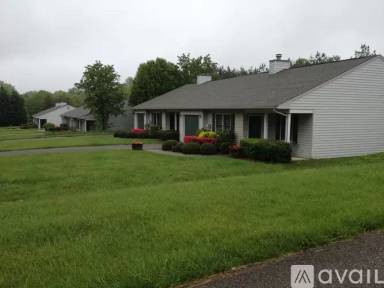 Main picture of 140 Oldfield Rd