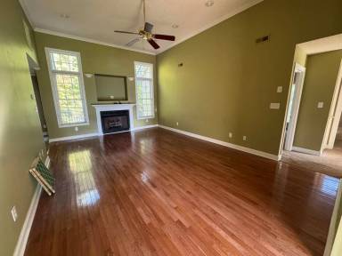 Main picture of 1283 Laurel Woods Dr