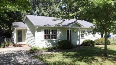 Main picture of 3913 Summer Pl