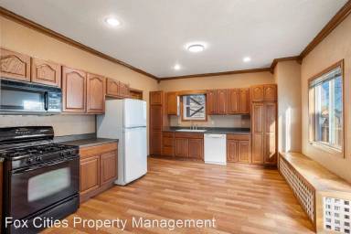 Main picture of 422 W 17th Ave