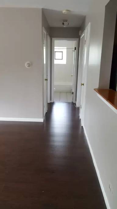 Main picture of 450 Rogers St