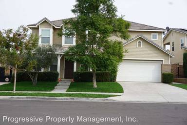 Main picture of 25378 Noble Canyon St