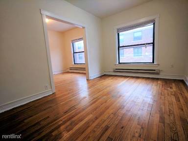 Main picture of 813 W Waveland Ave