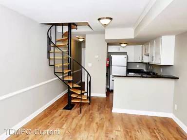 Main picture of 405 E Cottage Grove Ave