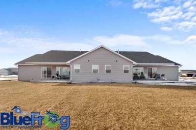Main picture of 455 Longwood Ln