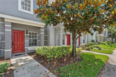 Main picture of 10914 Savannah Wood Dr
