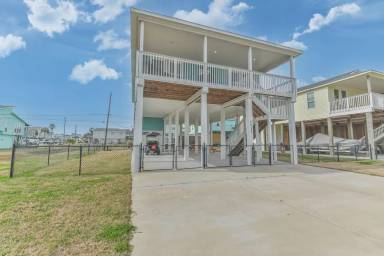 Main picture of 4022 Fort Bnd Dr