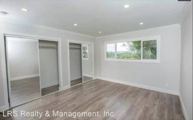 Main picture of 23612 Balmoral Ln