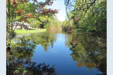 Main picture of 826 US Hwy 1
