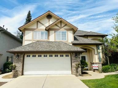 Main picture of 2888 W Kensington Ln