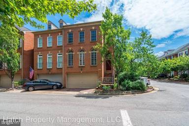 Main picture of 268 Medlock Ln