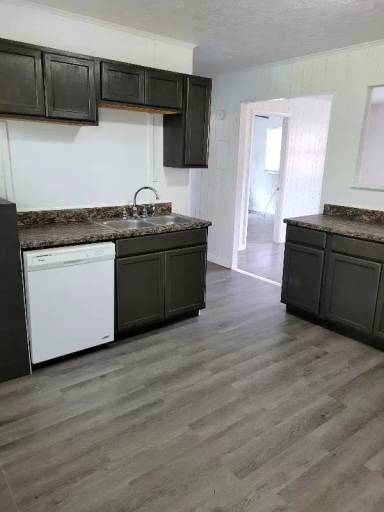 Main picture of 212 Morning Dr