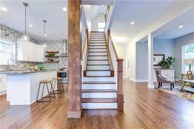 Main picture of 2907 Guilford Ave