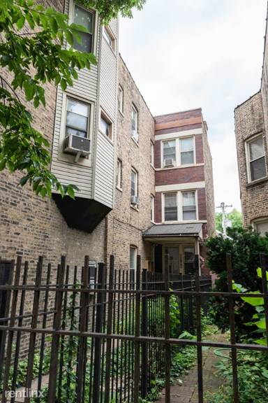 Main picture of 5749 N Ridge Ave