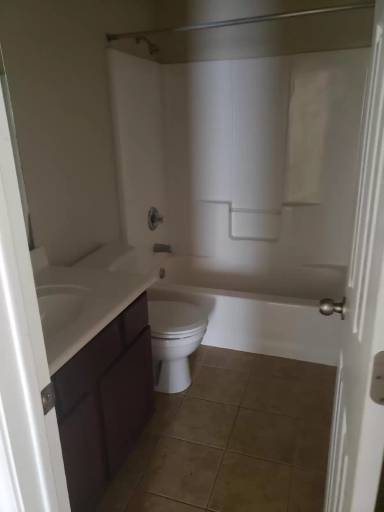 Main picture of 910 Leah Dr